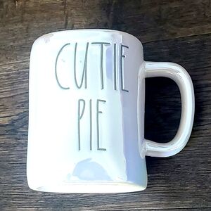 Rae Dunn CUTIE PIE Mug Iridescent White Colourful Glossy Gift Large Size NWOT